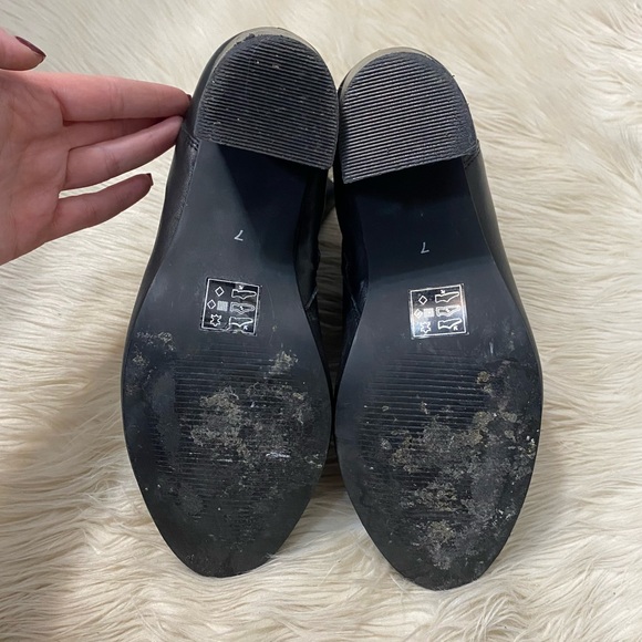 ASOS Design Black Leather Heeled Boots Almond Toe Minimalist Ankle Booties - Picture 8 of 11